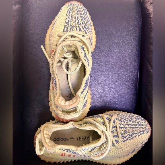 Adidas Yeezy Boost 350 V2 Semi Frozen Yellow - Size 4 Junior (Women's 5.5) - Picture 8 of 16